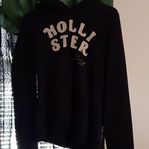 Womens Hollister hoodie sz large.